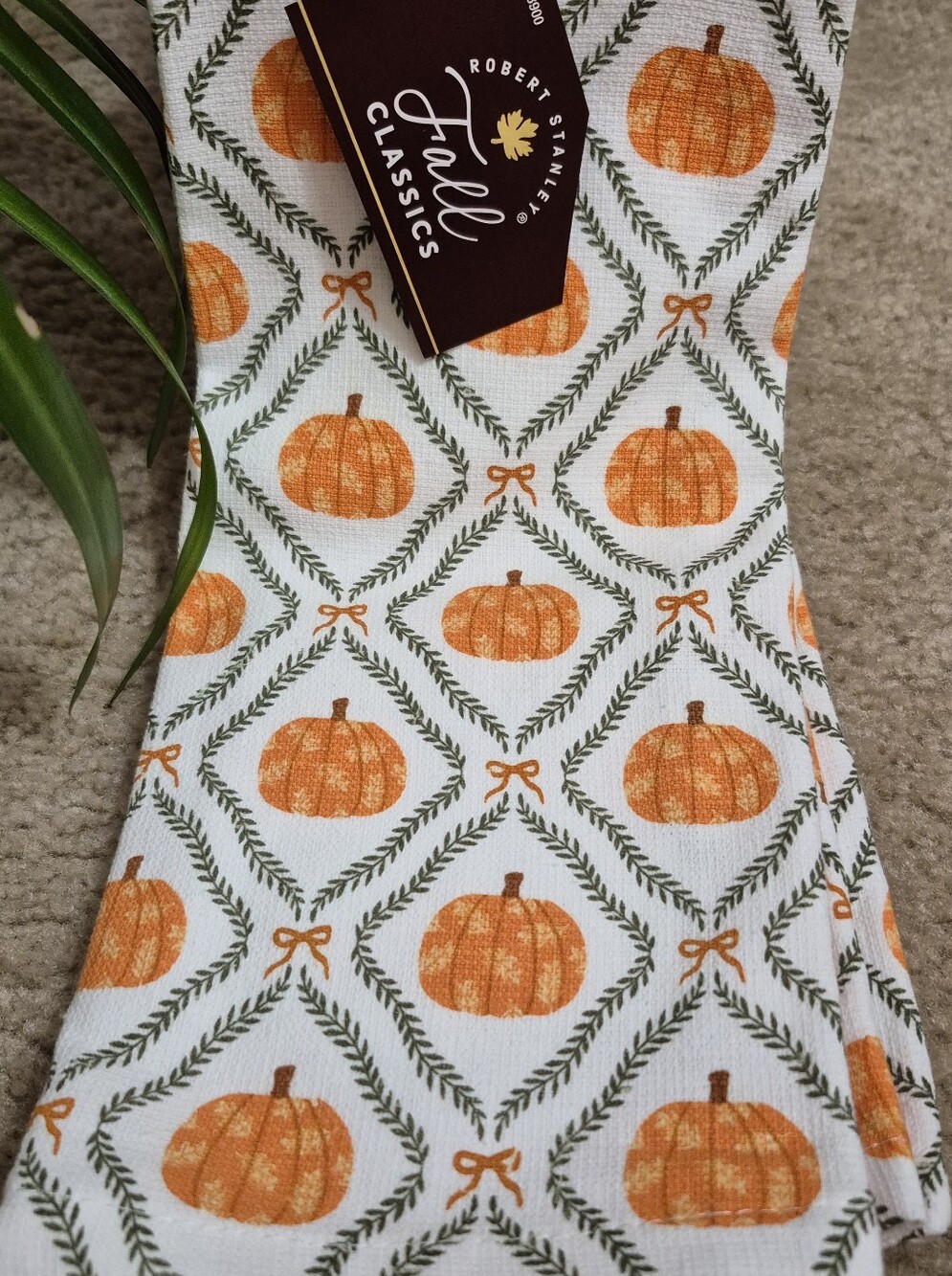Pumpkin-Print Towels (Set Of 2) With A Matching Orange Fall Themed Spoon Rest - Picture 3 of 6